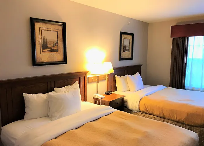Express & By Ihg - Great Lakes-free Breakfast And Naval Base Shuttle 3* Zion